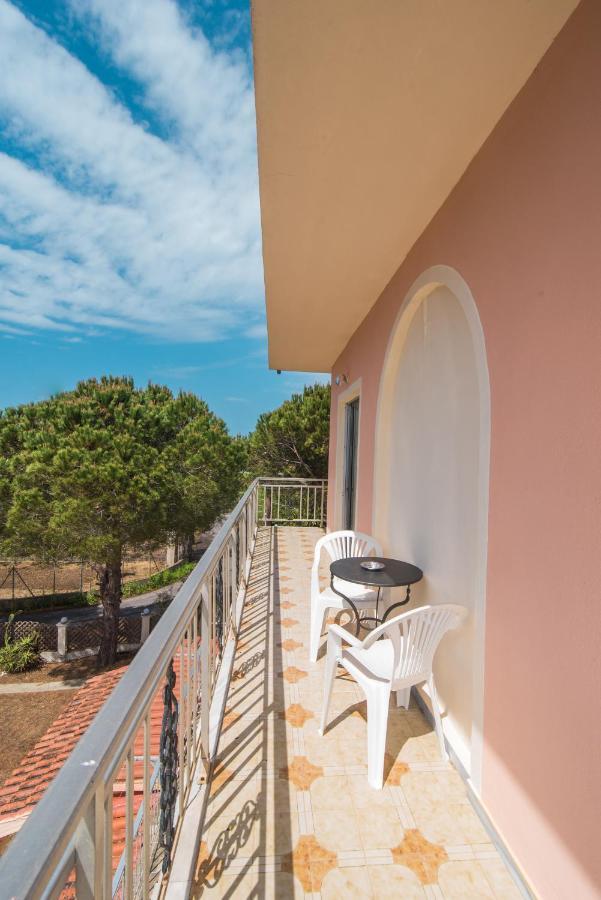 Southgate Apartments Agios Georgios  Luaran gambar